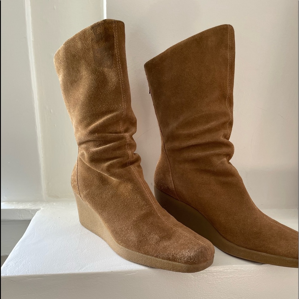 Suede wedge boots